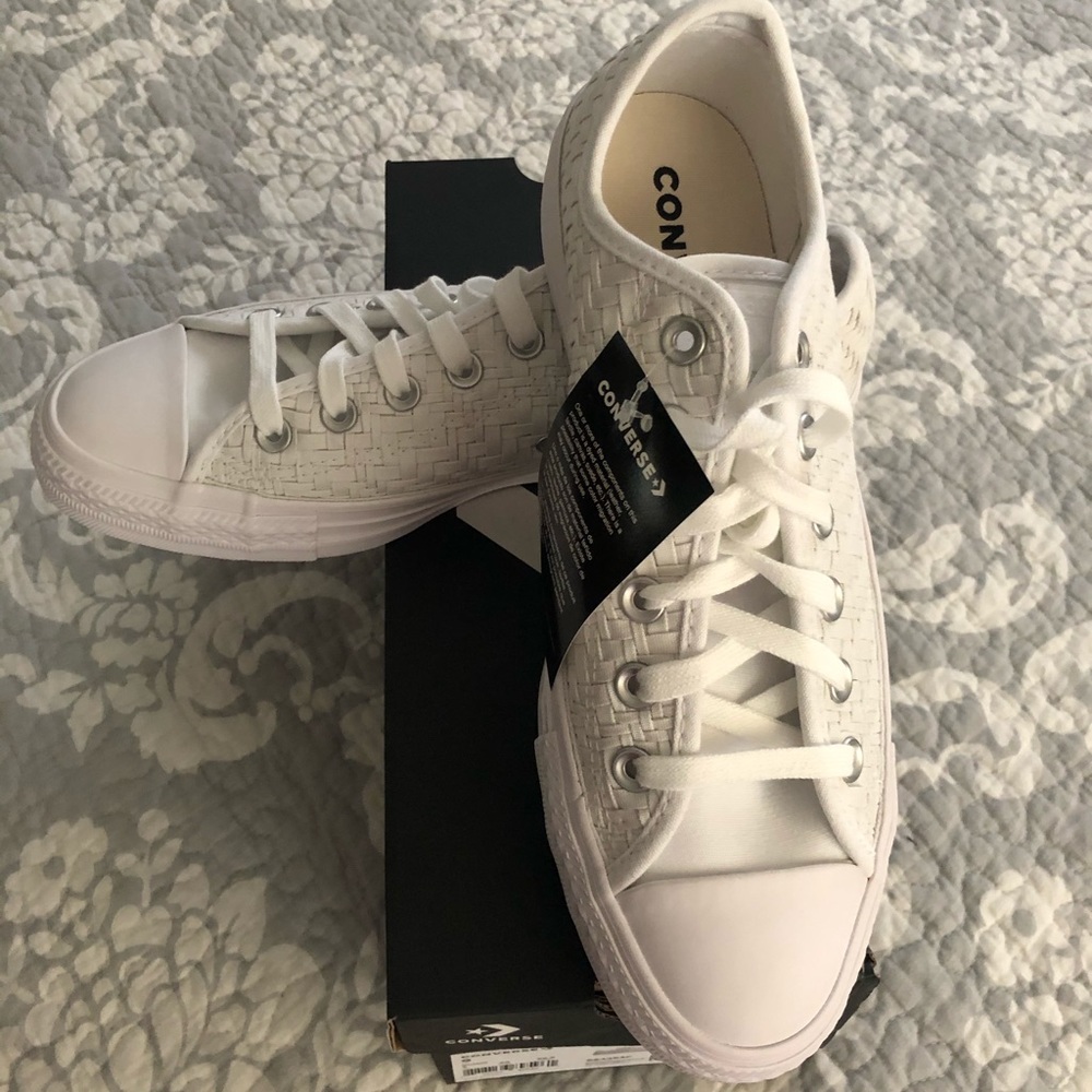 BNWT Converse Chuck Taylor Egret Weave women shoes